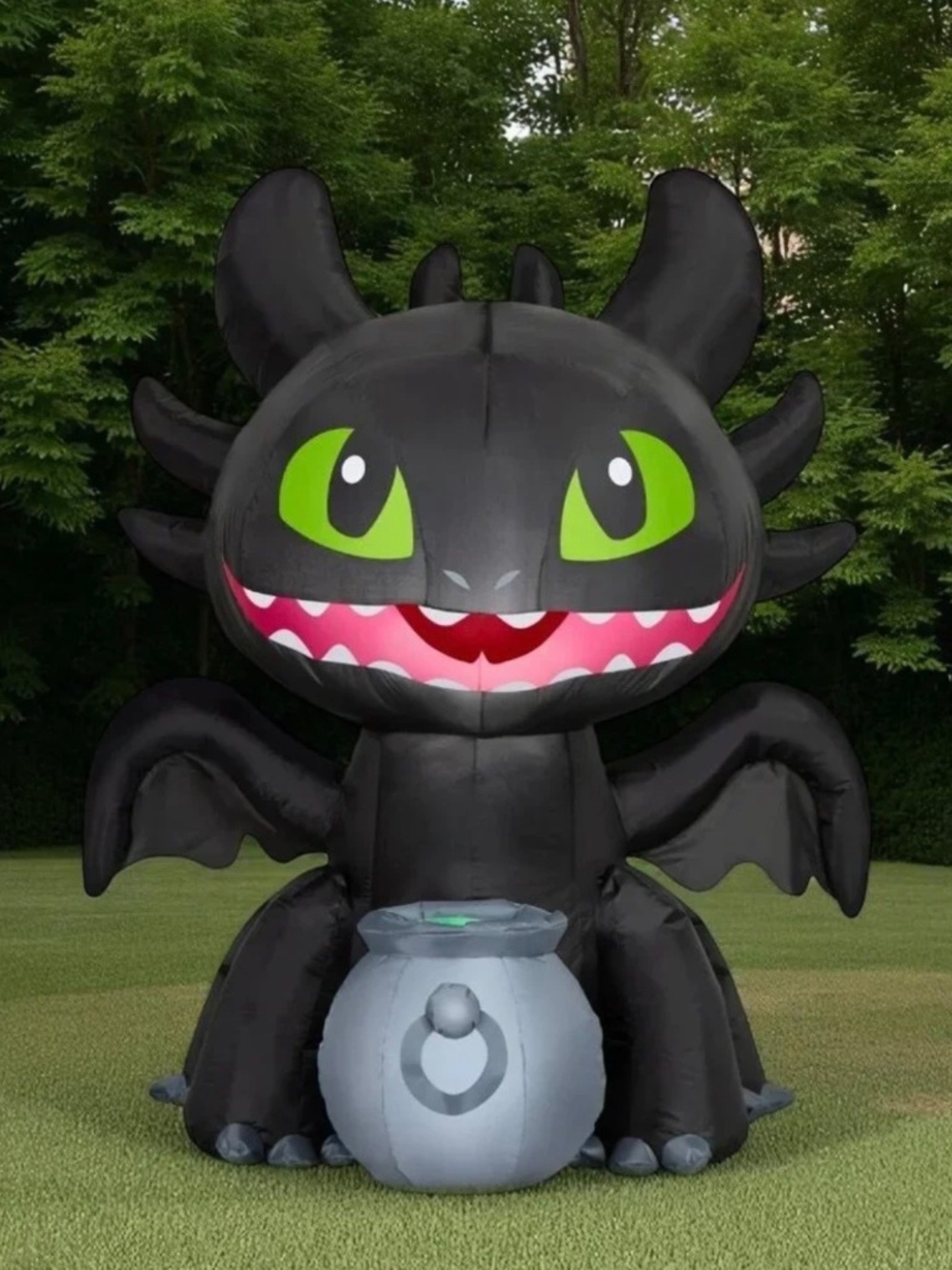 Toothless Light Up Halloween Airblown Inflatable 4.2' How To Train Your Dragon